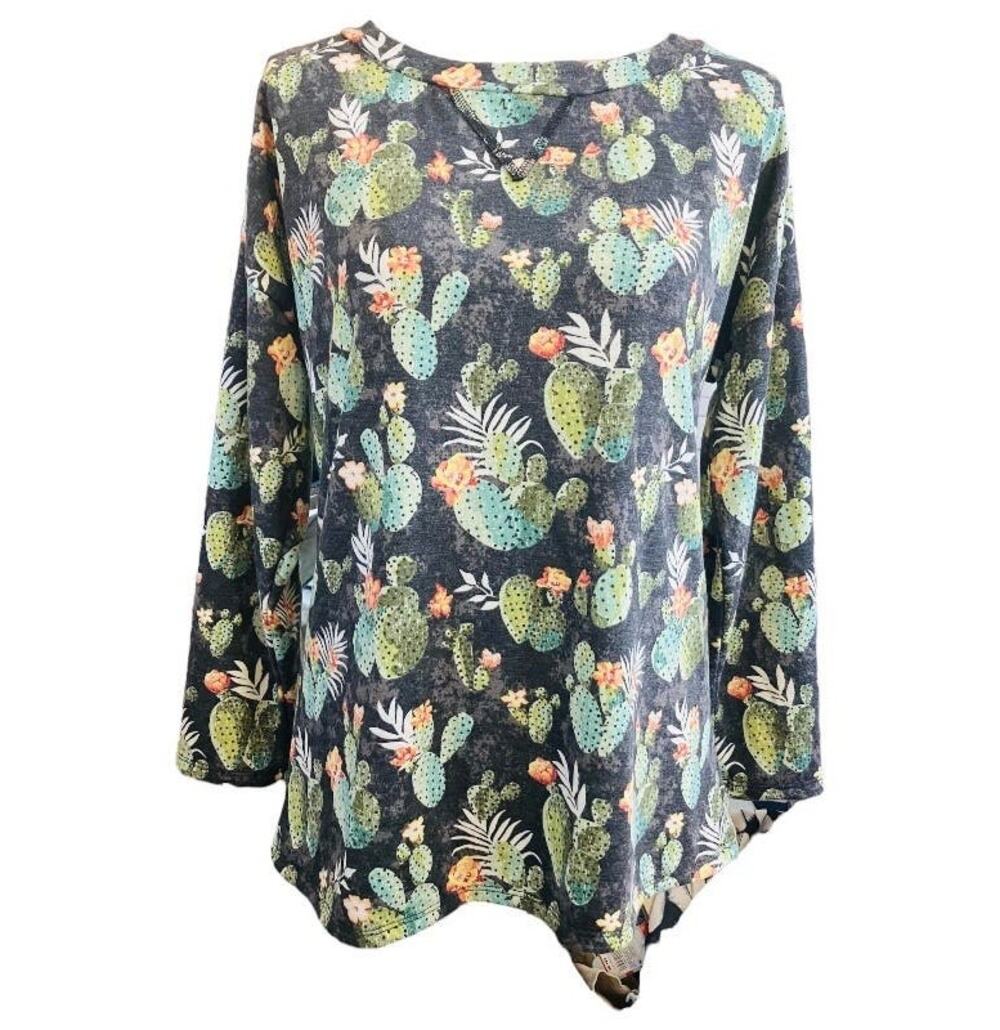 Lucky & Blessed Cactus Succulent 3/4 Sleeve Top Small